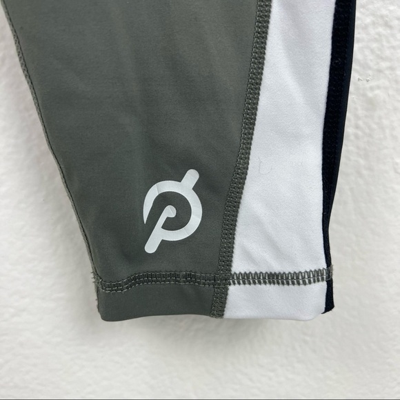 ALLFENIX Peloton Branded Olive Green Side Stripe Workout Leggings, Size Medium - Picture 2 of 7